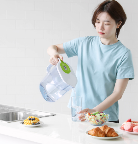 滤水壶